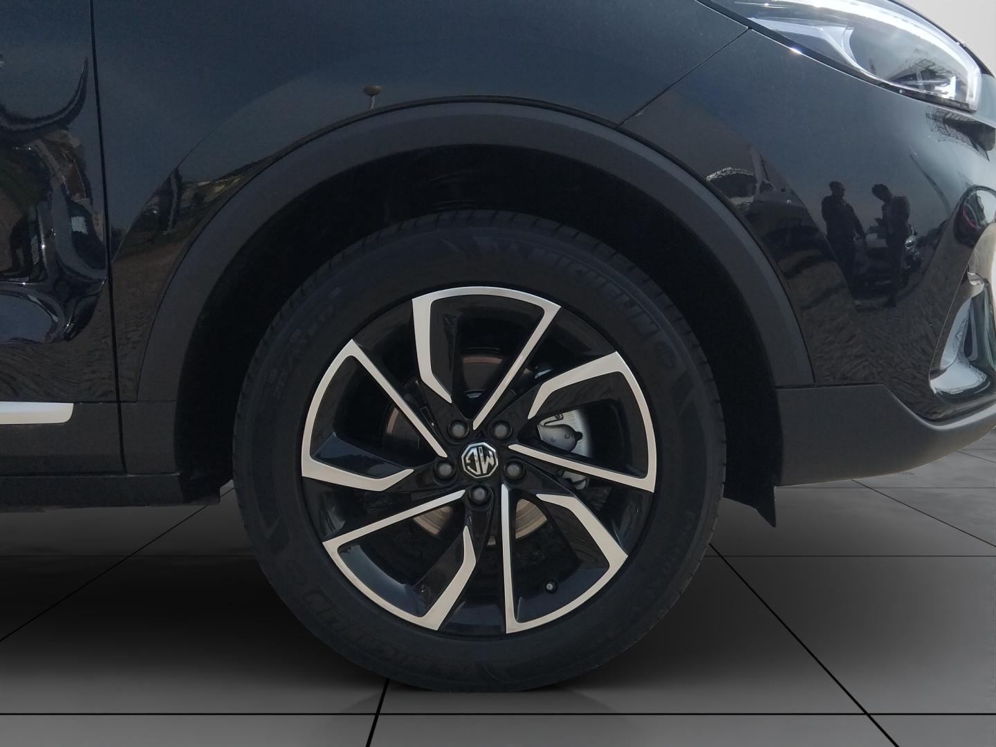 MG ZS