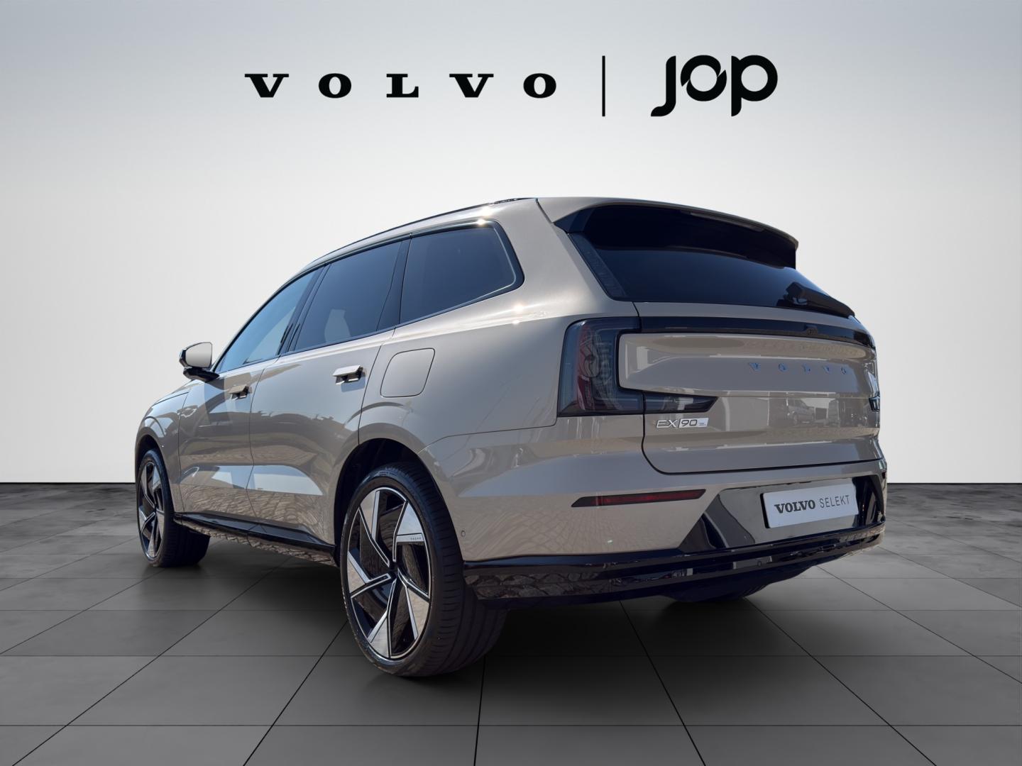 Volvo EX90
