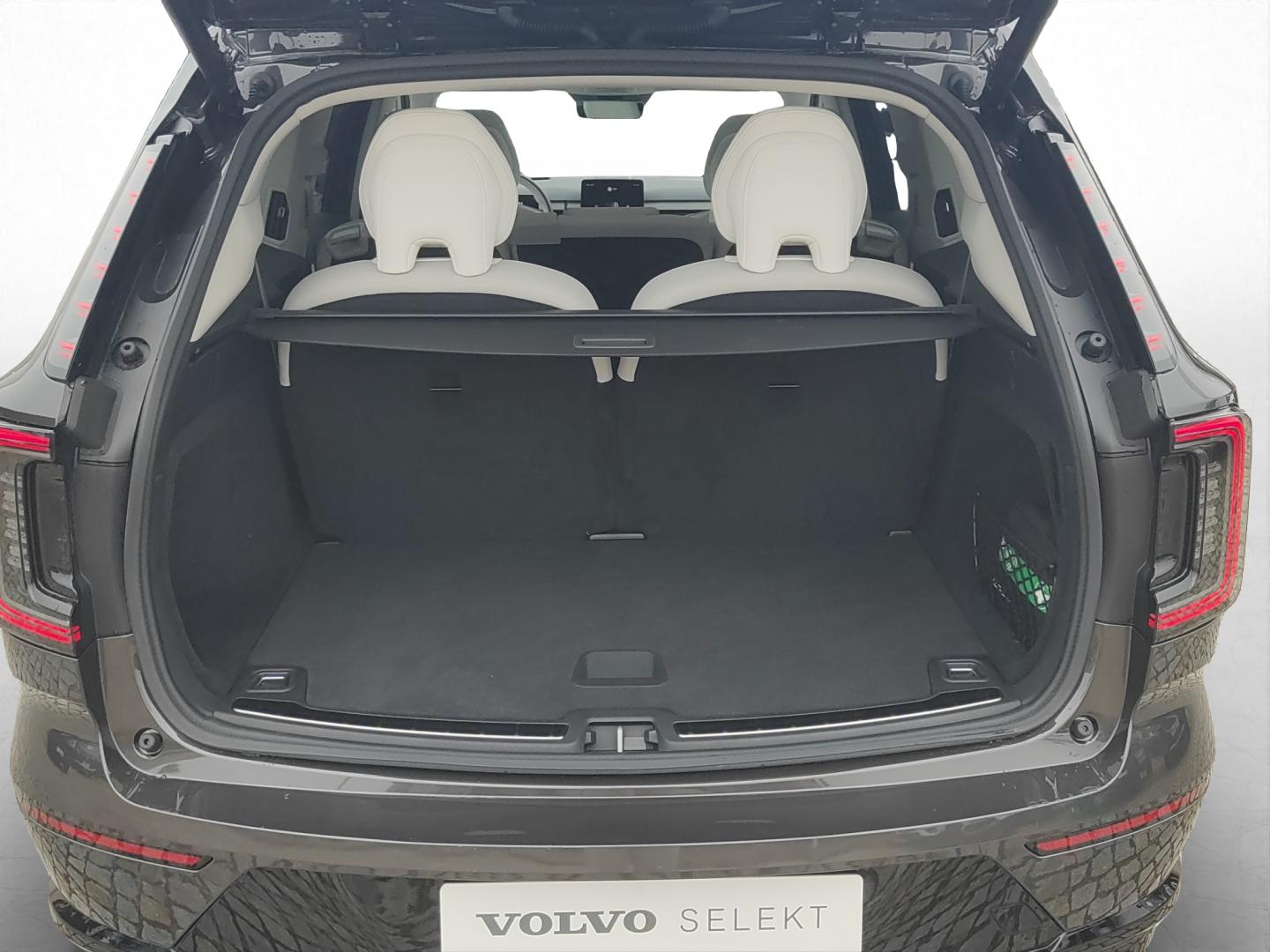Volvo EX90